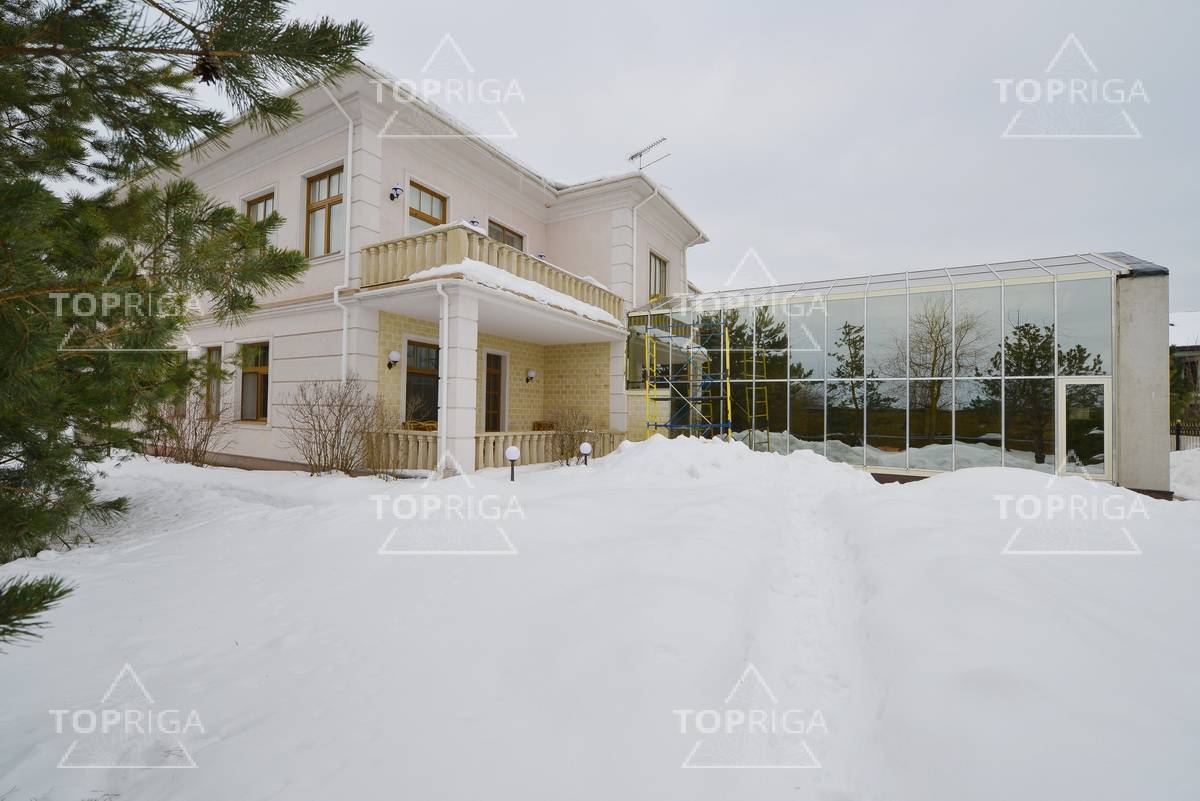 Снаружи, Дом в поселке Новахово - на topriga.ru