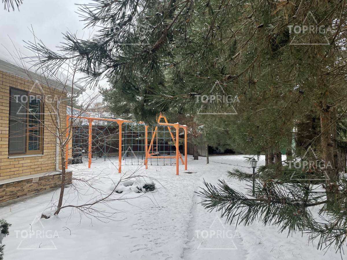 Снаружи, Дом в поселке Княжье Озеро - на topriga.ru