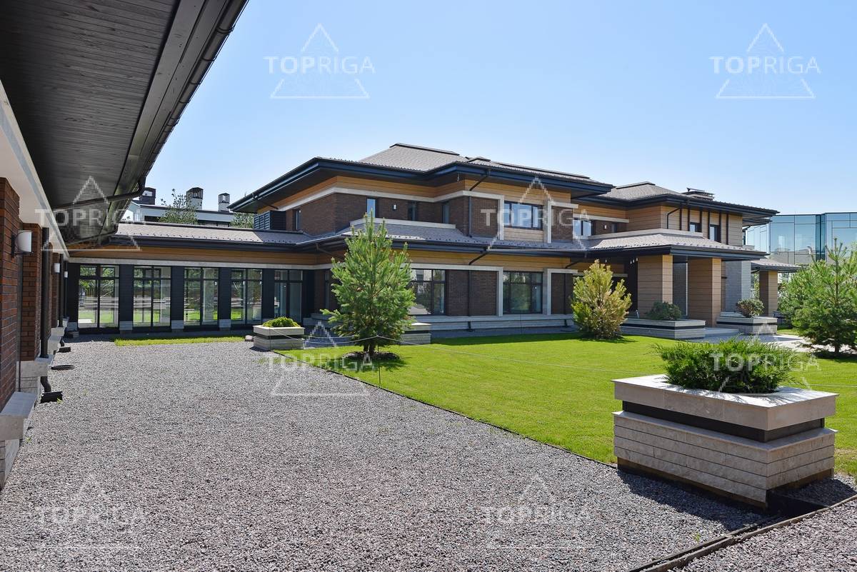 Фасад, Дом в поселке Никольская слобода - на topriga.ru