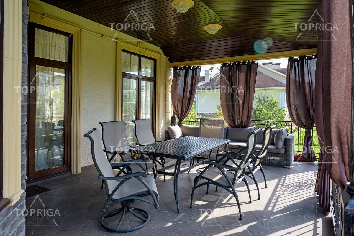 Снаружи, Дом в поселке Княжье Озеро - на topriga.ru