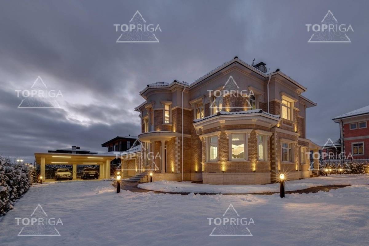 Фасад, Дом в поселке Madison Park - на topriga.ru
