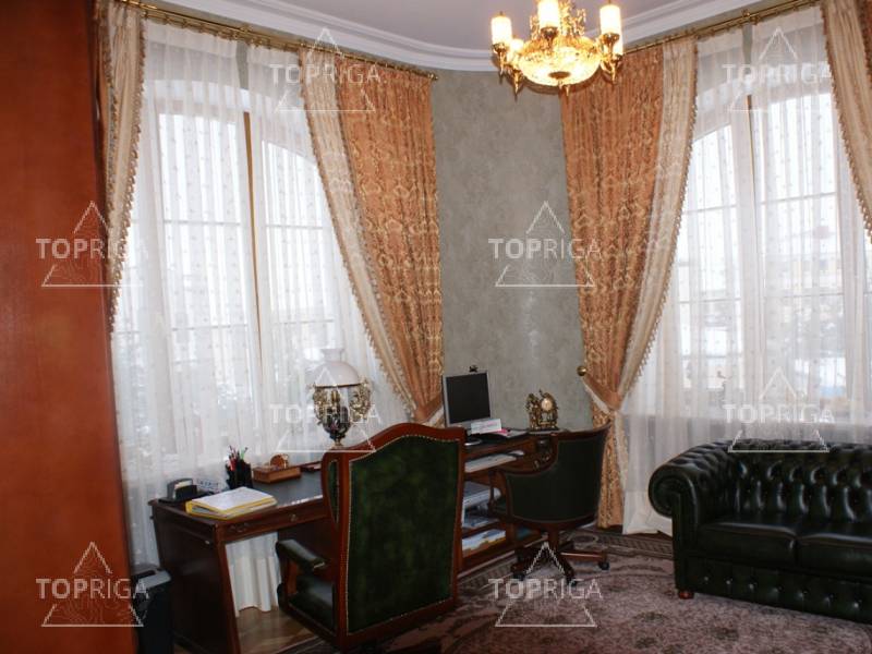 Кабинет, студия, Дом в поселке Новахово - на topriga.ru