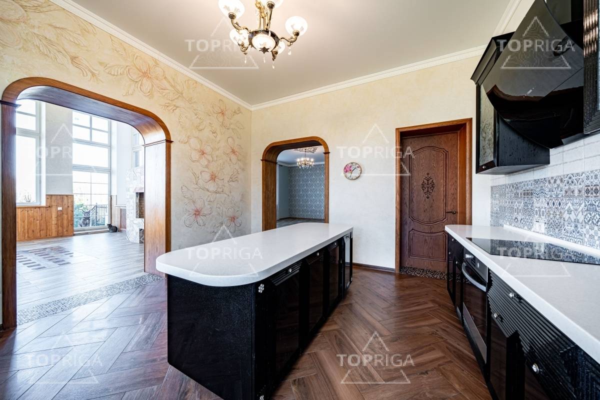 Столовая, кухня, Дом в поселке Онегино - на topriga.ru